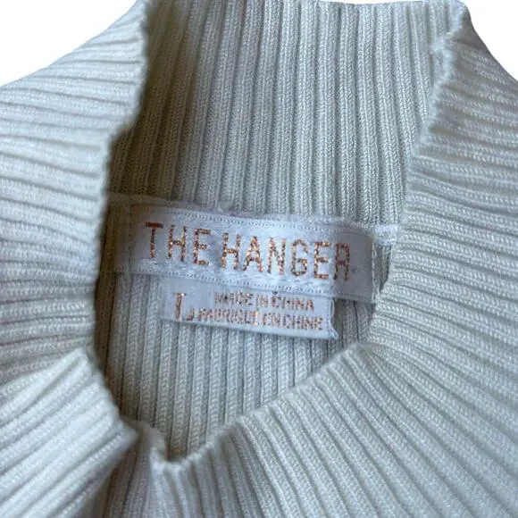 The Hanger Sleeveless Ribbed Knit Mock Neck Tank Top with Front Cutout - Picture 4 of 9